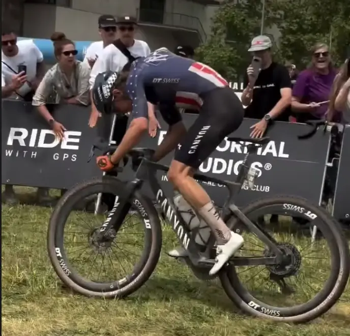 Bradyn Lange racing the unreleased Canyon Grail CFR prototype at The Traka 2026 in Girona